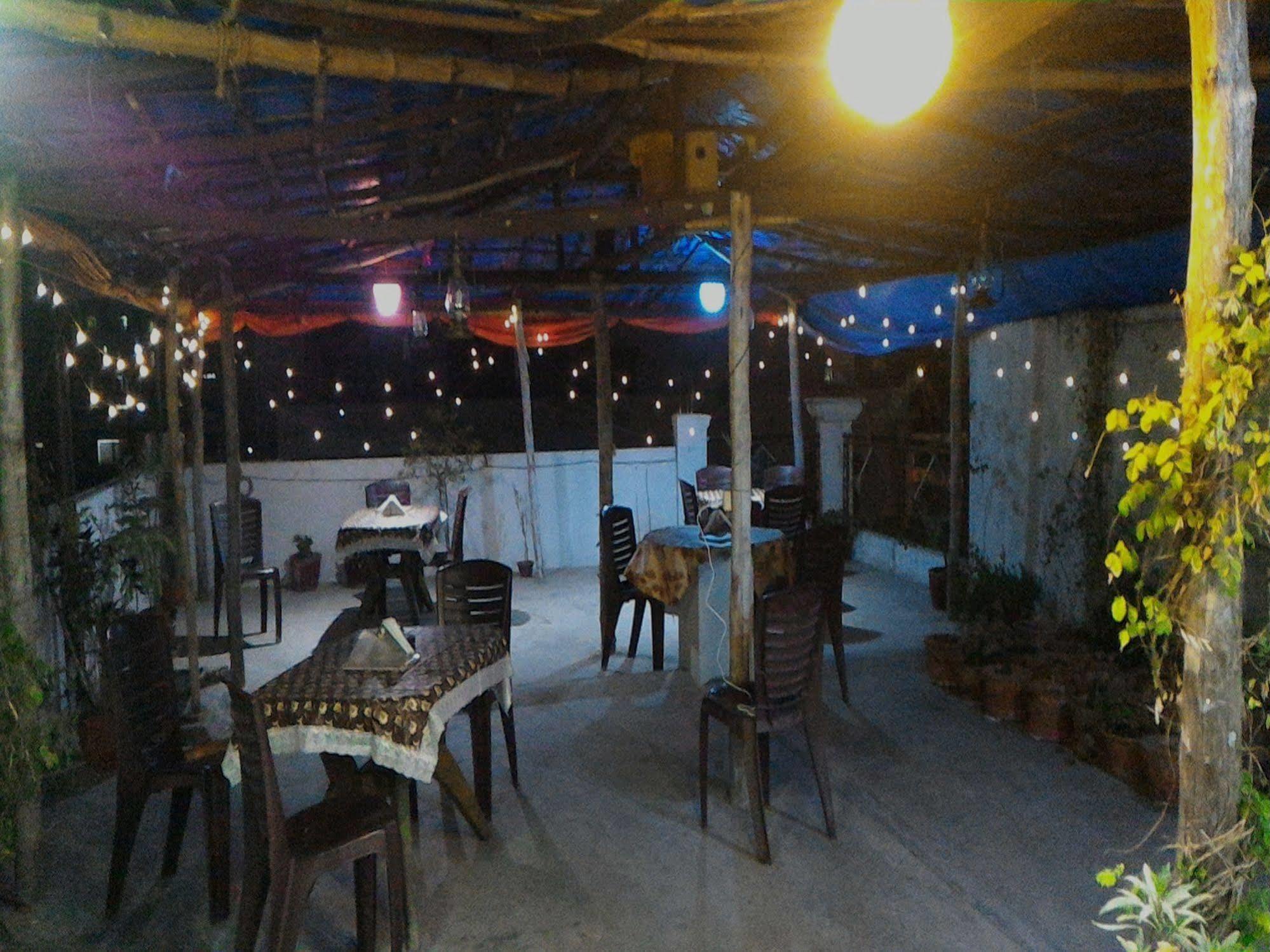 Hotel Ganesha Varanasi